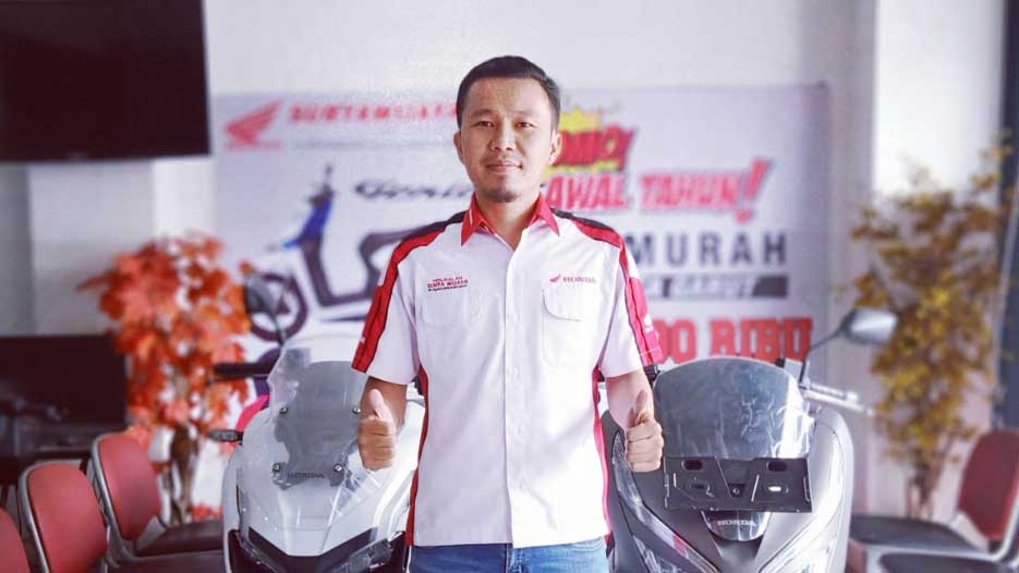 Sales Honda Motor Garut